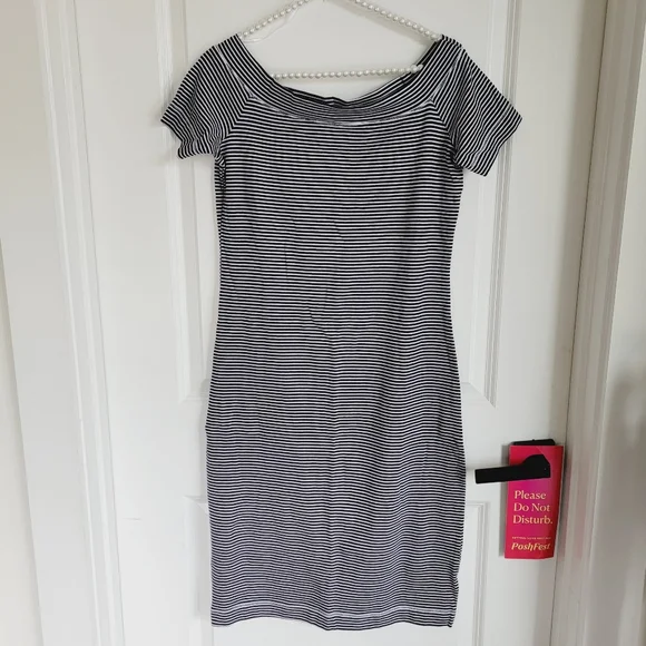 H&M Striped Off The Shoulder Bodycon Knee Length Dress Navy Blue White Sz M - Picture 6 of 8